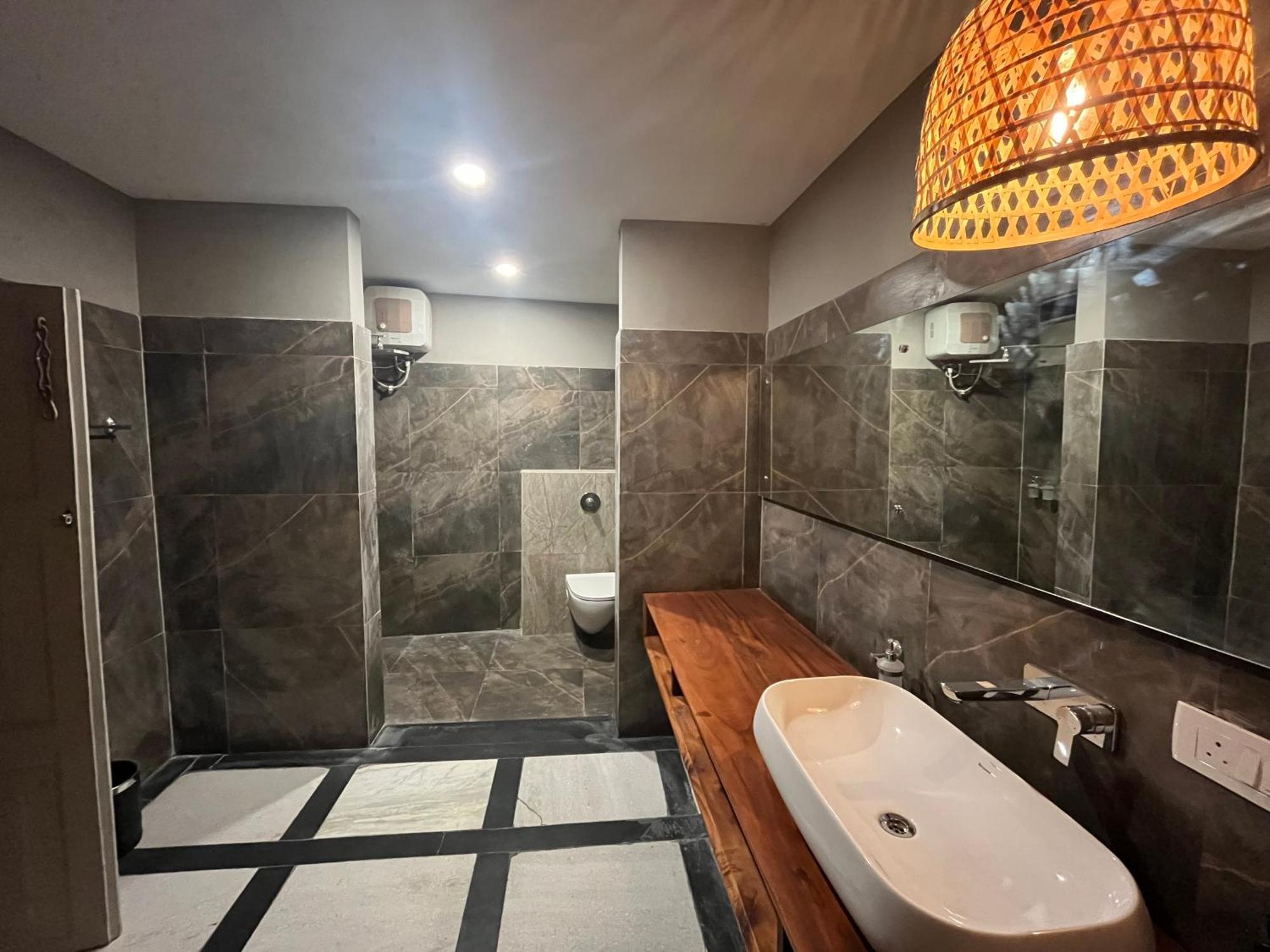 Nkaasa Hotel Personal Suites Raxaul Exteriör bild