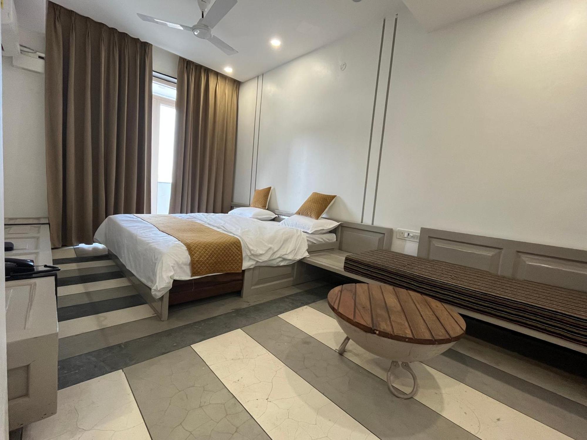 Nkaasa Hotel Personal Suites Raxaul Exteriör bild